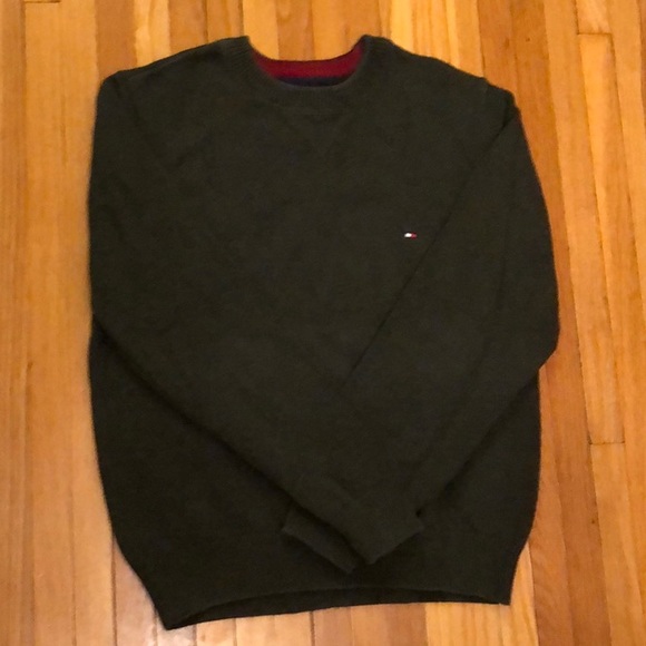 Tommy Hilfiger Sweater! - Picture 5 of 6